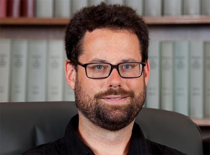  Ian Greer